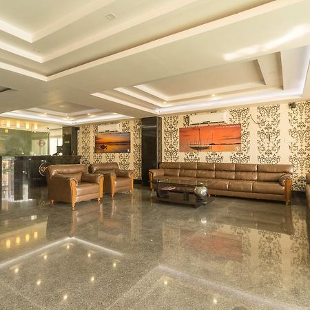 Hotel D' Sapphire กูวาฮาติ ภายนอก รูปภาพ