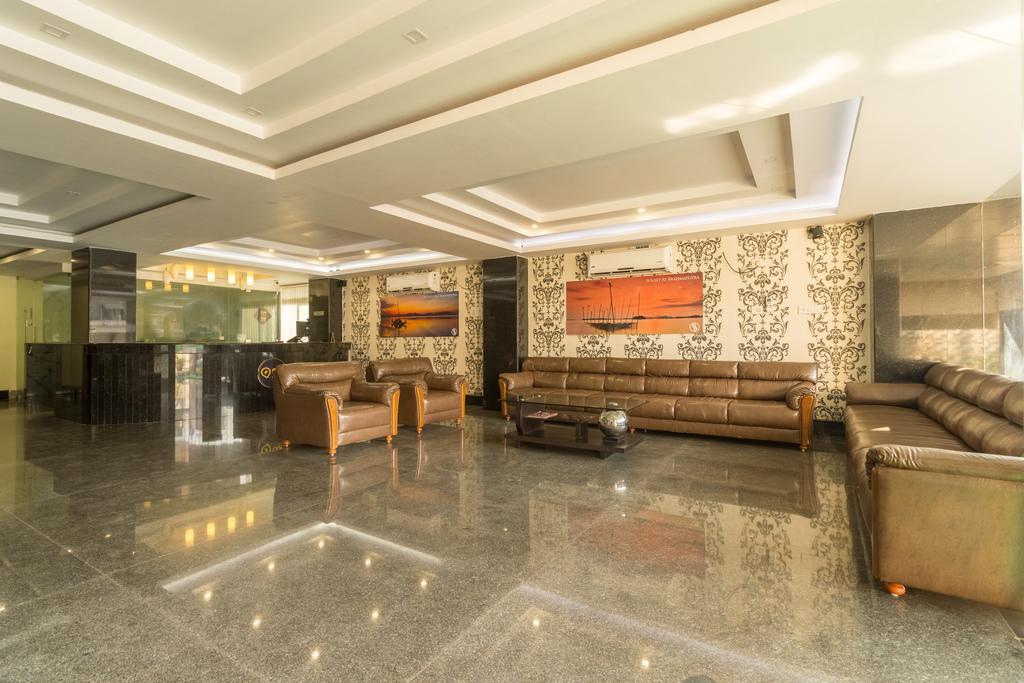 Hotel D' Sapphire กูวาฮาติ ภายนอก รูปภาพ